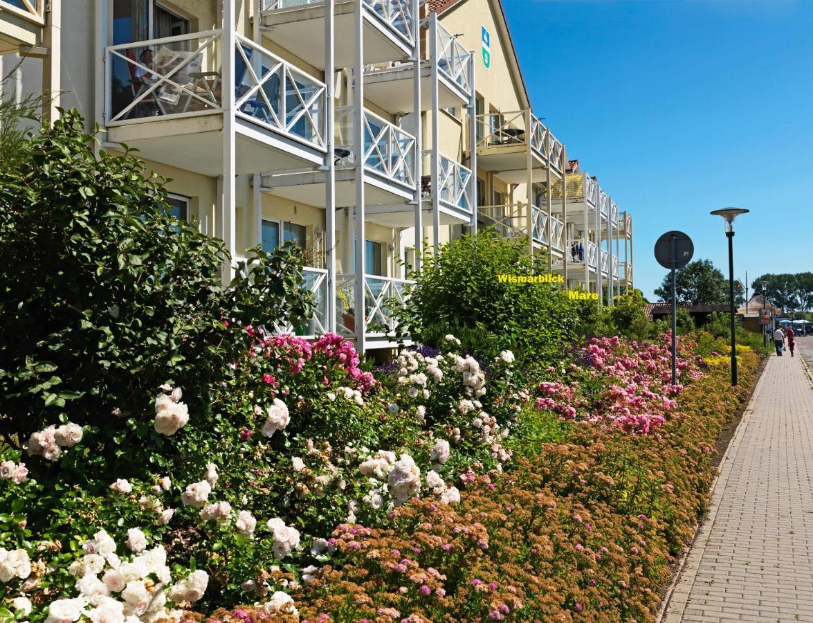 Appartement Mann Un Fru - Residenz Am Yachthafen à Kirchdorf  Extérieur photo