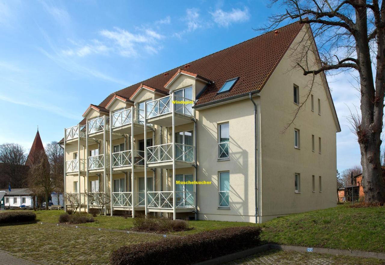 Appartement Mann Un Fru - Residenz Am Yachthafen à Kirchdorf  Extérieur photo
